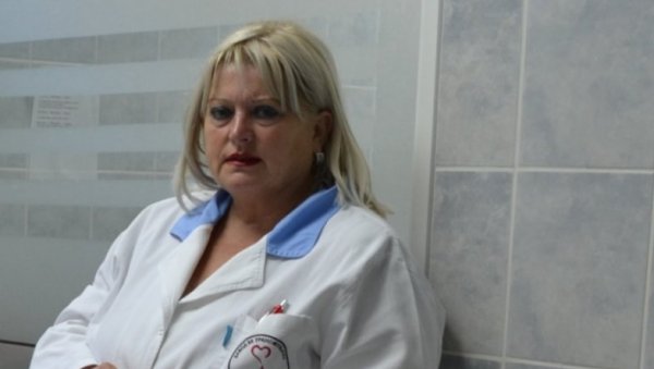 ПРЕМИНУЛА ХРАБРА МЕДИЦИНСКА СЕСТРА: Мирјана Паровић изгубила битку са ковидом ПРЕМИНУЛА ХРАБРА МЕДИЦИНСКА СЕСТРА: Мирјана Паровић изгубила битку са ковидом