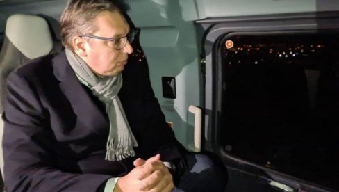 НА ПУТУ ЗА КРУШЕВАЦ: После састанка са Аном и Николом председник у обиласку нове ковид болнице НА ПУТУ ЗА КРУШЕВАЦ: После састанка са Аном и Николом председник у обиласку нове ковид болнице