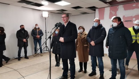 ВУЧИЋ: Предстоји нам једна од најтежих седмица! Сутра је Кризни штаб, прихватићемо све њихове одлуке ВУЧИЋ: Предстоји нам једна од најтежих седмица! Сутра је Кризни штаб, прихватићемо све њихове одлуке