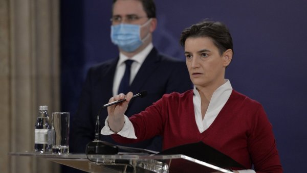 ТАРЗАН МИЛОШЕВИЋ ОСТАЈЕ У СРБИЈИ: Влада одлучила да повуче одлуку о протеривању (ВИДЕО) ТАРЗАН МИЛОШЕВИЋ ОСТАЈЕ У СРБИЈИ: Влада одлучила да повуче одлуку о протеривању (ВИДЕО)
