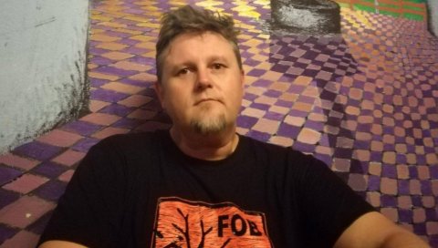 ПРИЈАТЕЉИ ПОТВРДИЛИ: Хрватски музичар преминуо у 50. години ПРИЈАТЕЉИ ПОТВРДИЛИ: Хрватски музичар преминуо у 50. години