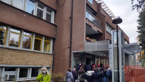 ЕПИДЕМИЈА У КОЛУБАРСКОМ ОКРУГУ: Још 104 нова случаја короне, највише заражених у Ваљеву ЕПИДЕМИЈА У КОЛУБАРСКОМ ОКРУГУ: Још 104 нова случаја короне, највише заражених у Ваљеву