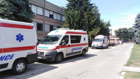 ПАО СА ЕЛЕКТРИЧНОГ ТРОТИНЕТА: Мушкарац (30) хитно превезен у Ургенти центар ПАО СА ЕЛЕКТРИЧНОГ ТРОТИНЕТА: Мушкарац (30) хитно превезен у Ургенти центар