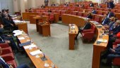 ПРЕДСЕДНИК САБОРА У ГАЋАМА: Обрачун председника и премијера обара све границе неукуса ПРЕДСЕДНИК САБОРА У ГАЋАМА: Обрачун председника и премијера обара све границе неукуса