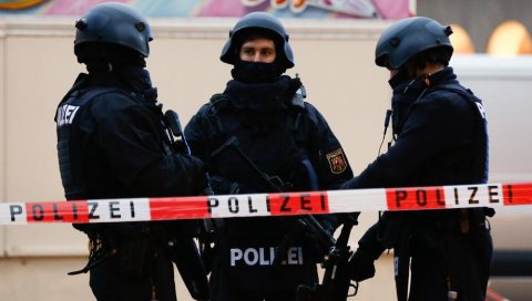 ВЕЛИКО ХАПШЕЊЕ У НЕМАЧКОЈ: Полиција ухапсила седам особа осумњичених за оснивање терористичке групе
