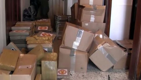 AGENT DEA RAZOTKRIO NARKODILERE: Detalji akcije Dinastija u kojoj su u Španiji uhapšena dvojica Srba AGENT DEA RAZOTKRIO NARKODILERE: Detalji akcije Dinastija u kojoj su u Španiji uhapšena dvojica Srba