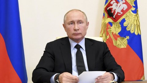 ПУТИНОВ УКАЗ СТУПИО НА СНАГУ: Странцима забрањено да поседују земљу на Криму ПУТИНОВ УКАЗ СТУПИО НА СНАГУ: Странцима забрањено да поседују земљу на Криму