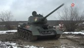 ПЕТ ТЕНКОВА КОЈИ СУ ПРОМЕНИЛИ ИСТОРИЈУ: Американци одабрали,а међу њима и легендарни Т-34 (ВИДЕО) ПЕТ ТЕНКОВА КОЈИ СУ ПРОМЕНИЛИ ИСТОРИЈУ: Американци одабрали,а међу њима и легендарни Т-34 (ВИДЕО)