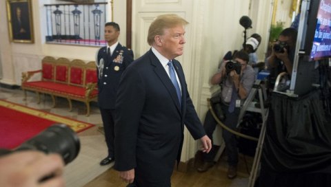 ТРАМП СЕ ОГЛАСИО: Ово се никад не би догодило да сам ја председник