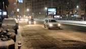 SPREMITE ŠALOVE I RUKAVICE: U Srbiju danas stiže sneg, evo gde će se zabeleti! SPREMITE ŠALOVE I RUKAVICE: U Srbiju danas stiže sneg, evo gde će se zabeleti!