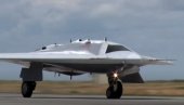 DUGA RUKA MOSKVE: Ovo su ruski udarni dronovi velikog dometa (VIDEO) DUGA RUKA MOSKVE: Ovo su ruski udarni dronovi velikog dometa (VIDEO)