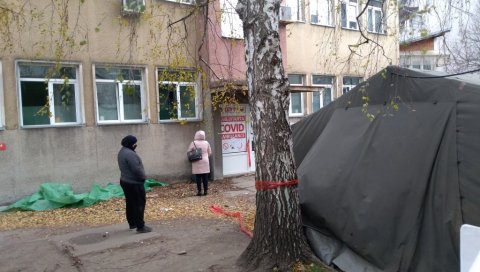 ЕПИДЕМИЈА КОРОНЕ У БРАНИЧЕВСКОМ ОКРУГУ: За 24 сата регистровано још 139 нових случајева заразе ЕПИДЕМИЈА КОРОНЕ У БРАНИЧЕВСКОМ ОКРУГУ: За 24 сата регистровано још 139 нових случајева заразе