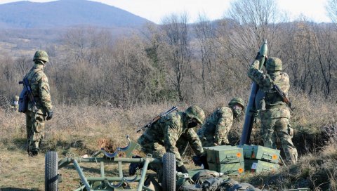 ПОДРШКА ВРАЋАЊУ ОБАВЕЗНОГ ВОЈНОГ РОКА: Огласила се Српска лига ПОДРШКА ВРАЋАЊУ ОБАВЕЗНОГ ВОЈНОГ РОКА: Огласила се Српска лига
