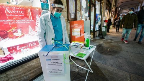ОПЦИЈЕ ЗА ИМУНИЗОВАНЕ НЕПРИЗНАТИМ ВАКЦИНАМА: Италија не искључује признавање вакцинације Спутњиком В ОПЦИЈЕ ЗА ИМУНИЗОВАНЕ НЕПРИЗНАТИМ ВАКЦИНАМА: Италија не искључује признавање вакцинације Спутњиком В