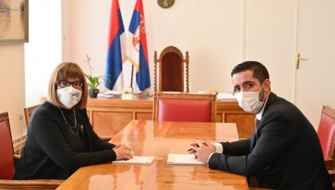ПОПИСАТИ СРПСКЕ ДВОРЦЕ: Пројекат заштите културног наслеђа ПОПИСАТИ СРПСКЕ ДВОРЦЕ: Пројекат заштите културног наслеђа