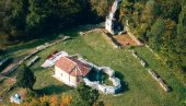 ТО ПАРАЋИН ДРУГА НАГРАДА: Признање за фотографију на републичкој изложби у Лесковцу ТО ПАРАЋИН ДРУГА НАГРАДА: Признање за фотографију на републичкој изложби у Лесковцу