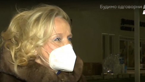 ПРИТИСАК ЈЕ ОГРОМАН: Аџић Вукичевић- У ковид болници у Батајници од петка примљен 271 пацијент ПРИТИСАК ЈЕ ОГРОМАН: Аџић Вукичевић- У ковид болници у Батајници од петка примљен 271 пацијент