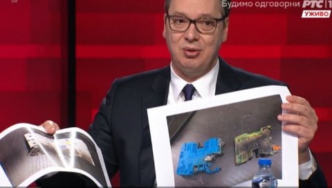 СРАМОТНИ ПОКУШАЈ САБОТАЖЕ: Вучић показао доказе о уништавању нове ковид болнице у Батајници СРАМОТНИ ПОКУШАЈ САБОТАЖЕ: Вучић показао доказе о уништавању нове ковид болнице у Батајници