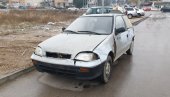 ШОКИРАО ПОЛИЦИЈУ: Возио без точка, уместо волана управљао ламелом!? (ФОТО) ШОКИРАО ПОЛИЦИЈУ: Возио без точка, уместо волана управљао ламелом!? (ФОТО)