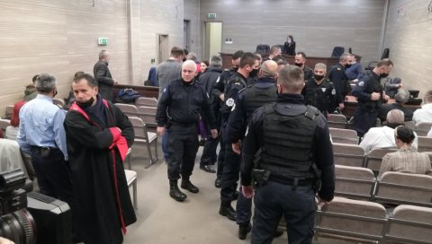 ВЕЛИКЕ МАЊКАВОСТИ СУДОВА ЛАЖНЕ ДРЖАВЕ: Одложено рочиште на суђењу за убиство Оливера Ивановића ВЕЛИКЕ МАЊКАВОСТИ СУДОВА ЛАЖНЕ ДРЖАВЕ: Одложено рочиште на суђењу за убиство Оливера Ивановића