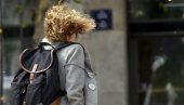 LETO SE PRIBLIŽAVA: Vreme sve toplije, ali u nekim krajevima Srbije biće i olujnog vetra LETO SE PRIBLIŽAVA: Vreme sve toplije, ali u nekim krajevima Srbije biće i olujnog vetra