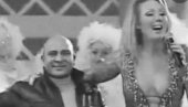 УТИХНУЛО СРЦЕ ТВОЈЕ: Лепа Брена се опростила од Џеја - У смирају дана... (ФОТО) УТИХНУЛО СРЦЕ ТВОЈЕ: Лепа Брена се опростила од Џеја - У смирају дана... (ФОТО)