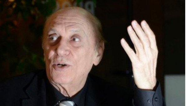 ТОЗОВАЦ О ПОСЛЕДЊЕМ СУСРЕТУ СА ЏЕЈОМ: Био је без гласа, више га нема ТОЗОВАЦ О ПОСЛЕДЊЕМ СУСРЕТУ СА ЏЕЈОМ: Био је без гласа, више га нема