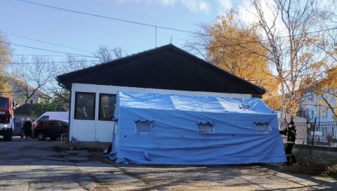 ТРЕНД ТРАЈЕ ВЕЋ ЧЕТИРИ НЕДЕЉЕ: У ковид амбуланту у Параћину се дневно јави од 100 до 150 грађана ТРЕНД ТРАЈЕ ВЕЋ ЧЕТИРИ НЕДЕЉЕ: У ковид амбуланту у Параћину се дневно јави од 100 до 150 грађана