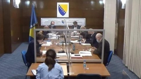 GRAFOLOG SAD ČEŠLJA SPISKOVE: Centralna izborna komisija BiH odložila utvrđivanje izbornih rezultata za Doboj GRAFOLOG SAD ČEŠLJA SPISKOVE: Centralna izborna komisija BiH odložila utvrđivanje izbornih rezultata za Doboj