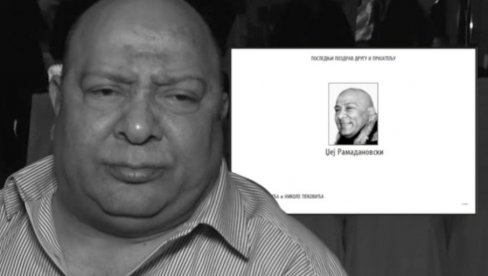 ŠARIĆ I PEKOVIĆ DALI ČITULJU ZA DŽEJA: Bivši košarkaš i biznismen iz Pljevalja se opraštaju od velikog pevača (FOTO) ŠARIĆ I PEKOVIĆ DALI ČITULJU ZA DŽEJA: Bivši košarkaš i biznismen iz Pljevalja se opraštaju od velikog pevača (FOTO)