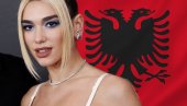 ДУА ЛИПА ОПЕТ ПРОТИВ СРБА: Њена нова објава на Инстаграму изазваће велику буку ДУА ЛИПА ОПЕТ ПРОТИВ СРБА: Њена нова објава на Инстаграму изазваће велику буку