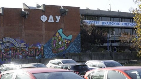 ПОБЕДИО „КАВКАВСКИ РУГ КРЕДОМ“: Представа студената ФДУ освојила гран при на фестивалу у Москви ПОБЕДИО „КАВКАВСКИ РУГ КРЕДОМ“: Представа студената ФДУ освојила гран при на фестивалу у Москви
