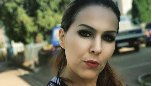 POTRESAN OPROŠTAJ SINANOVE ĆERKE OD DŽEJA: Prenesi tati moju želju, zamoli ga da se vrati DŽeki (FOTO) POTRESAN OPROŠTAJ SINANOVE ĆERKE OD DŽEJA: Prenesi tati moju želju, zamoli ga da se vrati DŽeki (FOTO)