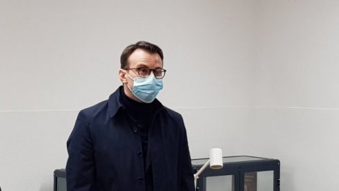 PETKOVIĆ PORUČIO: Vučić čini sve da obezbedi nesmetano snabdevanje električnom energijom severa KiM PETKOVIĆ PORUČIO: Vučić čini sve da obezbedi nesmetano snabdevanje električnom energijom severa KiM