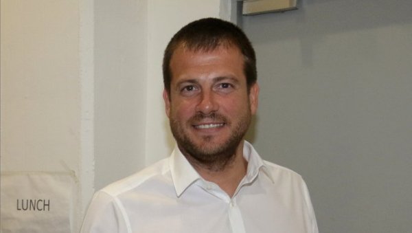ЛАЛАТОВИЋ: Вучић је најбоље решење за јаку Србију! Боље сутра само са њим на челу државе ЛАЛАТОВИЋ: Вучић је најбоље решење за јаку Србију! Боље сутра само са њим на челу државе