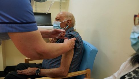ИРАН НЕЋЕ ЗАПАДНЕ ВАКЦИНЕ ПРОТИВ КОРОНЕ: Немамо поверења у њих ИРАН НЕЋЕ ЗАПАДНЕ ВАКЦИНЕ ПРОТИВ КОРОНЕ: Немамо поверења у њих