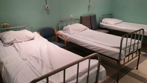 КАПАЦИТЕТИ НА МАКСИМУМУ: Само три слободна места у сурдуличкој ковид болници КАПАЦИТЕТИ НА МАКСИМУМУ: Само три слободна места у сурдуличкој ковид болници