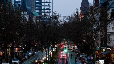 PONOVO ZVONI NA UZBUNU: Broj zaraženih u Nemačkoj raste brže nego prošlog leta PONOVO ZVONI NA UZBUNU: Broj zaraženih u Nemačkoj raste brže nego prošlog leta