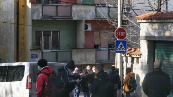 „НОРМАЛНО СУ ЖИВЕЛИ, МУЖ НИКАДА НИЈЕ БИО НАСИЛАН“ Ујак убијене жене на Вождовцу не може да верује шта се догодило „НОРМАЛНО СУ ЖИВЕЛИ, МУЖ НИКАДА НИЈЕ БИО НАСИЛАН“ Ујак убијене жене на Вождовцу не може да верује шта се догодило
