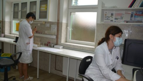 ЕПИДЕМИЈА У РАСИНСКОМ ОКРУГУ: Вирус корона потврђен код 207 особа, два града су највећа жаришта ЕПИДЕМИЈА У РАСИНСКОМ ОКРУГУ: Вирус корона потврђен код 207 особа, два града су највећа жаришта