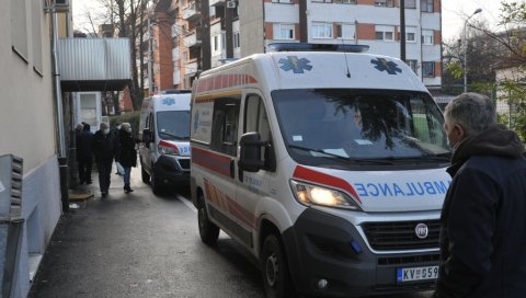 БЛАГИ ПАД БРОЈА НОВОЗАРАЖЕНИХ У КРАЉЕВУ: Позитивно још 165 особа, хоспитализовано 111 ковид пацијената БЛАГИ ПАД БРОЈА НОВОЗАРАЖЕНИХ У КРАЉЕВУ: Позитивно још 165 особа, хоспитализовано 111 ковид пацијената