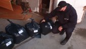 ZAPLENILI NELEGALNU ROBU: Akcija protiv trgovine duvana i cigareta na crno u BiH (FOTO) ZAPLENILI NELEGALNU ROBU: Akcija protiv trgovine duvana i cigareta na crno u BiH (FOTO)