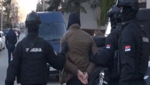 НОВОСТИ ОТКРИВАЈУ: Нови криминални клан повезан са кавчанима развио овај бизнис НОВОСТИ ОТКРИВАЈУ: Нови криминални клан повезан са кавчанима развио овај бизнис