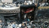 IZGORELE KUĆE SRPSKIH POVRATNIKA U NOVAKAMA: Još jedan udar na Srbe iz Prizrena IZGORELE KUĆE SRPSKIH POVRATNIKA U NOVAKAMA: Još jedan udar na Srbe iz Prizrena