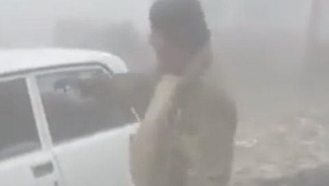 (УЗНЕМИРУЈУЋИ ВИДЕО) Испливала нова зверства Азера над јерменским цивилом - Ја сам га убио, тамо је јерменска њушка (УЗНЕМИРУЈУЋИ ВИДЕО) Испливала нова зверства Азера над јерменским цивилом - Ја сам га убио, тамо је јерменска њушка