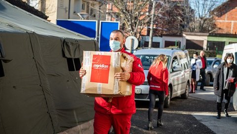 НИКО НЕ ЗНА ДОКЛЕ ЋЕ ОВО ТРАЈАТИ - ЗАТО ЈЕ СОЛИДАРНОСТ НАЈВАЖНИЈА: Ови људи су донацијама премрежили читав регион НИКО НЕ ЗНА ДОКЛЕ ЋЕ ОВО ТРАЈАТИ - ЗАТО ЈЕ СОЛИДАРНОСТ НАЈВАЖНИЈА: Ови људи су донацијама премрежили читав регион