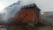 TUGA U SELU KRAJ VUČITRNA: Pogledajte šta se desilo osmočlanoj srpskoj porodici! (FOTO) TUGA U SELU KRAJ VUČITRNA: Pogledajte šta se desilo osmočlanoj srpskoj porodici! (FOTO)