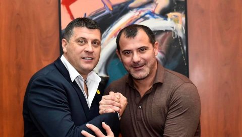 ЗВЕЗДА У ПОТРАЗИ ЗА НАПАДАЧЕМ: Милојевић препоручио Станковићу бившег играча Чукаричког ЗВЕЗДА У ПОТРАЗИ ЗА НАПАДАЧЕМ: Милојевић препоручио Станковићу бившег играча Чукаричког