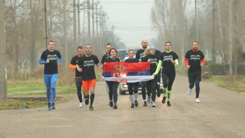 NIKADA NE SMEMO DA IH ZABORAVIMO: Trka sećanja od 108 kilometara za 108 besmrtnih heroja sa Košara (FOTO) NIKADA NE SMEMO DA IH ZABORAVIMO: Trka sećanja od 108 kilometara za 108 besmrtnih heroja sa Košara (FOTO)