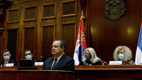 ИВИЦА ДАЧИЋ: Вучић показује да је државник, а не само политичар, његово учешће у међустраначком дијалогу је изузетно одговорно ИВИЦА ДАЧИЋ: Вучић показује да је државник, а не само политичар, његово учешће у међустраначком дијалогу је изузетно одговорно